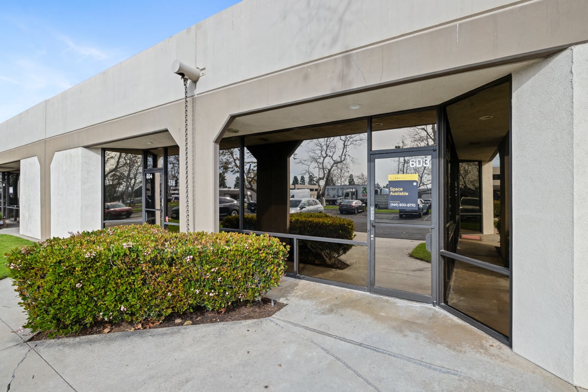 1,152 SF Office Space in Lake Forest, CA Photo